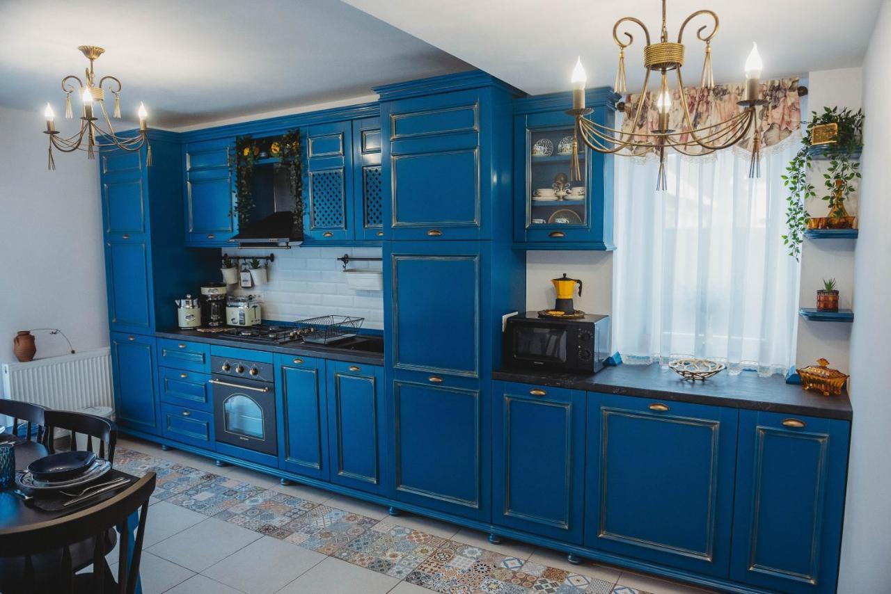 La Contessa Apartament Târgu Neamț Buitenkant foto